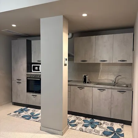 Ca' Monte 2 - Dimora 2 アパート モンテベッルーナ